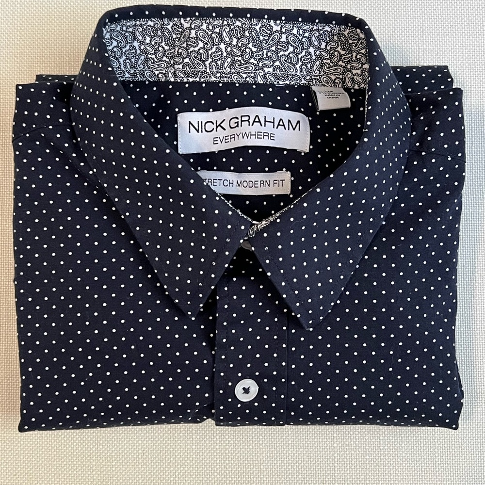 Nick Graham, button down, large - Picture 7 of 7